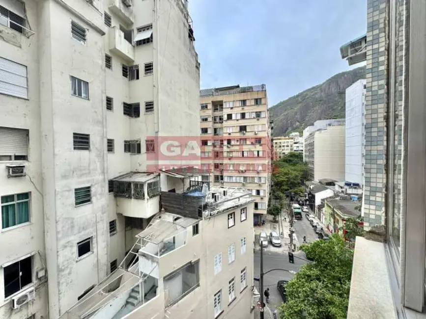 Foto 4 de Apartamento com 2 quartos à venda, 70m2 em Rio De Janeiro - RJ