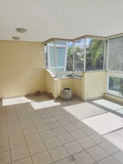 Apartamento com 2 quartos à venda, 97m2 em Rio De Janeiro - RJ - imagem 2 Foto 2 de Apartamento com 2 quartos à venda, 97m2 em Rio De Janeiro - RJ