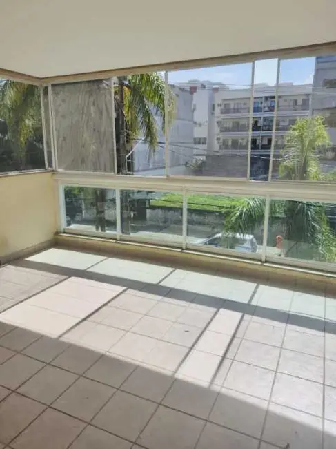 Apartamento com 2 quartos à venda, 97m2 em Rio De Janeiro - RJ - imagem 4 Foto 4 de Apartamento com 2 quartos à venda, 97m2 em Rio De Janeiro - RJ