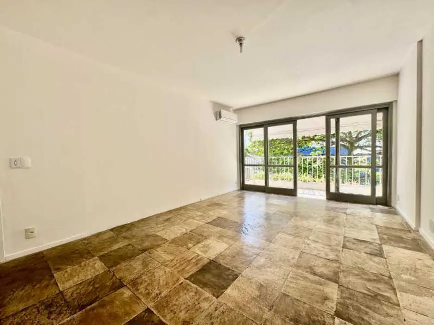 Foto 1 de Apartamento com 3 quartos para alugar, 100m2 em Rio De Janeiro - RJ