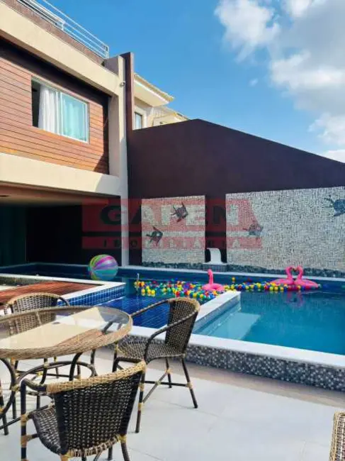 Casa de Condomínio com 6 quartos à venda, 471m2 em Rio De Janeiro - RJ - imagem 2 Foto 2 de Casa de Condomínio com 6 quartos à venda, 471m2 em Rio De Janeiro - RJ