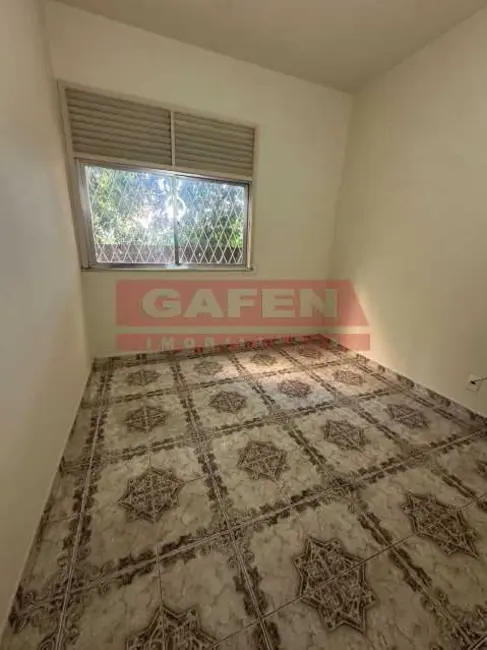 Foto 4 de Apartamento com 2 quartos à venda, 80m2 em Rio De Janeiro - RJ