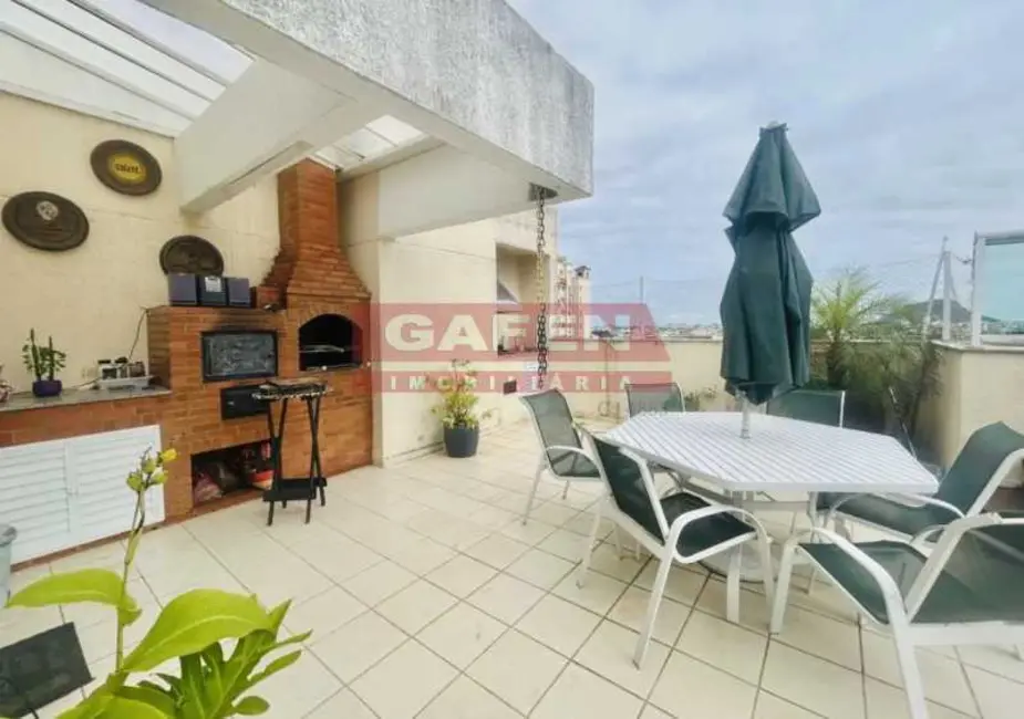 Foto 1 de Cobertura com 3 quartos para alugar, 168m2 em Rio De Janeiro - RJ