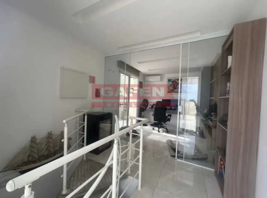 Foto 6 de Cobertura com 3 quartos para alugar, 168m2 em Rio De Janeiro - RJ