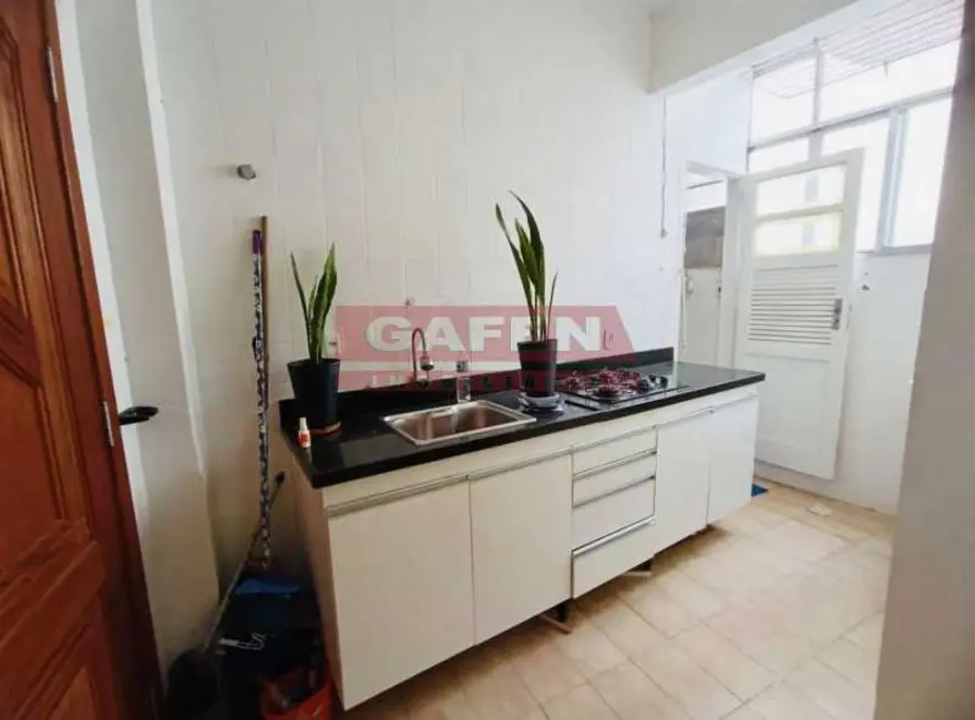 Foto 1 de Apartamento com 1 quarto à venda, 55m2 em Rio De Janeiro - RJ