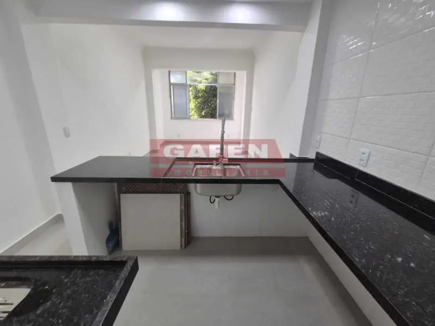 Foto 4 de Apartamento com 1 quarto à venda, 30m2 em Rio De Janeiro - RJ