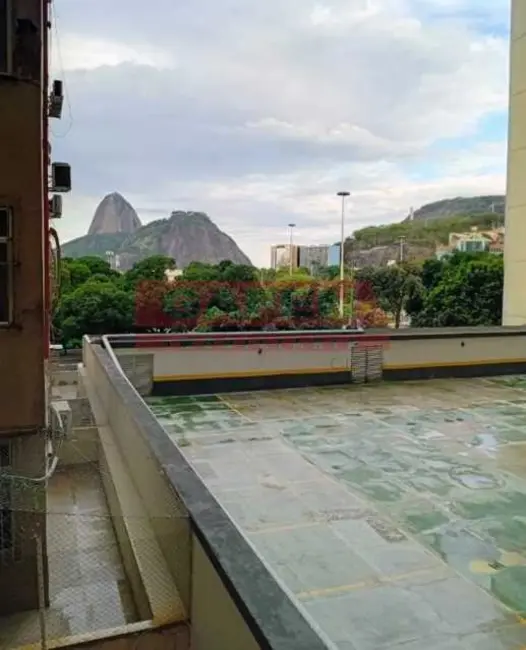 Foto 2 de Apartamento com 3 quartos para alugar, 100m2 em Rio De Janeiro - RJ