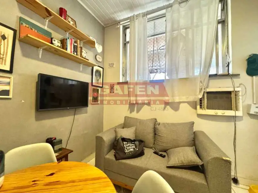 Kitnet à venda, 25m2 em Rio De Janeiro - RJ - imagem 7 Foto 7 de Kitnet à venda, 25m2 em Rio De Janeiro - RJ