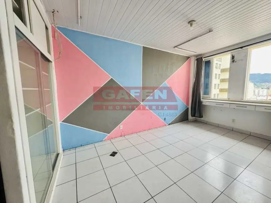 Foto 2 de Apartamento com 1 quarto à venda, 33m2 em Rio De Janeiro - RJ