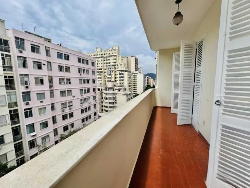 Foto 4 de Apartamento com 3 quartos para alugar, 189m2 em Rio De Janeiro - RJ
