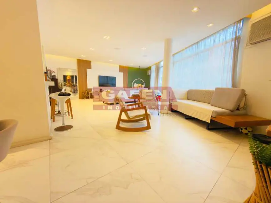 Foto 8 de Apartamento com 3 quartos à venda, 200m2 em Rio De Janeiro - RJ