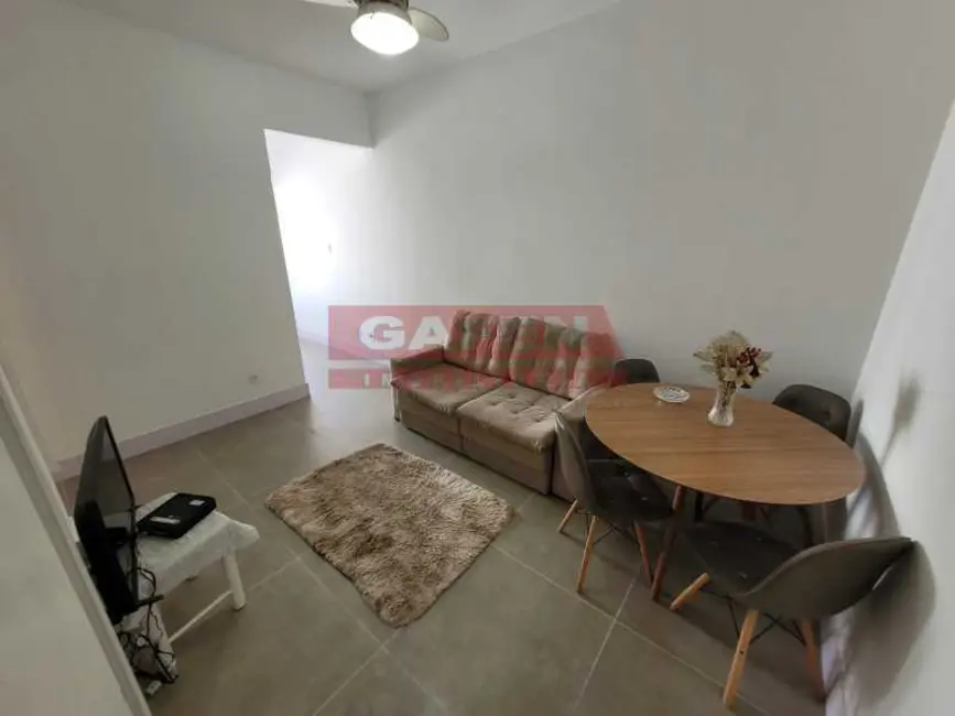Apartamento com 3 quartos à venda, 75m2 em Rio De Janeiro - RJ - imagem 4 Foto 4 de Apartamento com 3 quartos à venda, 75m2 em Rio De Janeiro - RJ