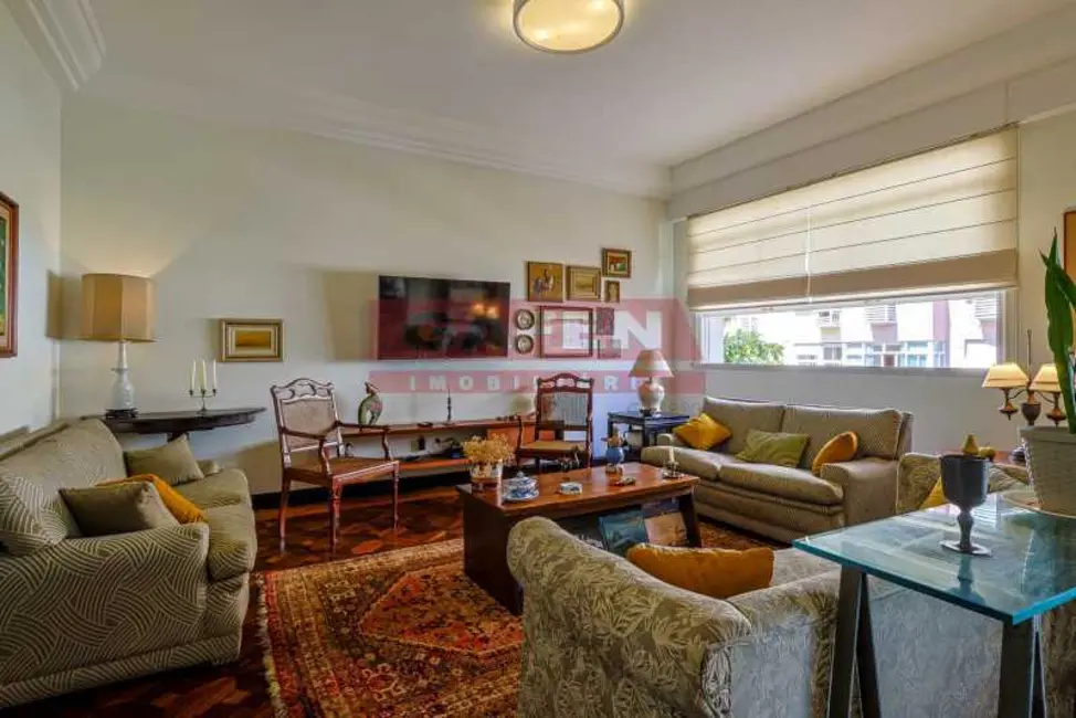 Foto 3 de Apartamento com 5 quartos à venda, 197m2 em Rio De Janeiro - RJ