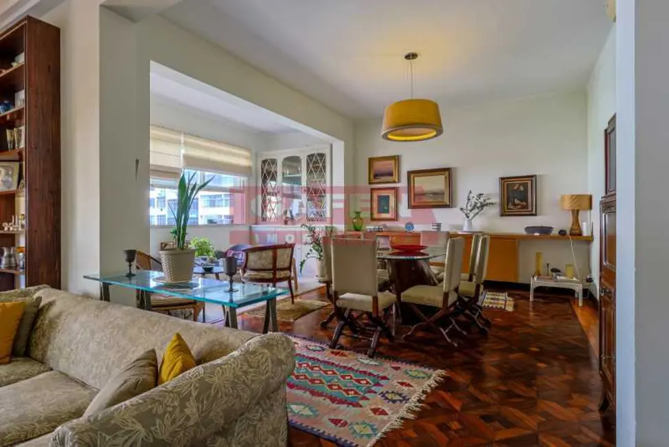 Foto 2 de Apartamento com 5 quartos à venda, 197m2 em Rio De Janeiro - RJ