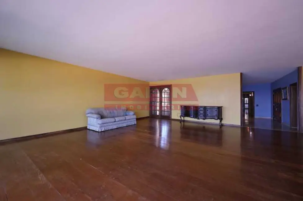 Apartamento com 4 quartos à venda, 320m2 em Rio De Janeiro - RJ - imagem 9 Foto 9 de Apartamento com 4 quartos à venda, 320m2 em Rio De Janeiro - RJ