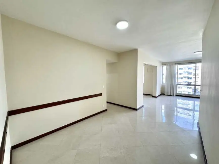 Foto 5 de Apartamento com 4 quartos para alugar, 135m2 em Rio De Janeiro - RJ