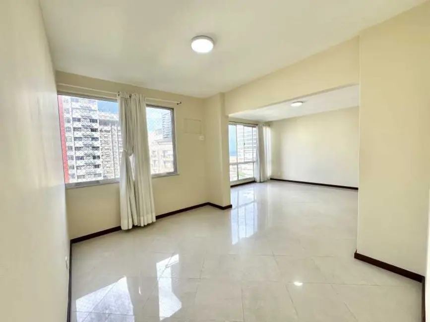 Foto 7 de Apartamento com 4 quartos para alugar, 135m2 em Rio De Janeiro - RJ