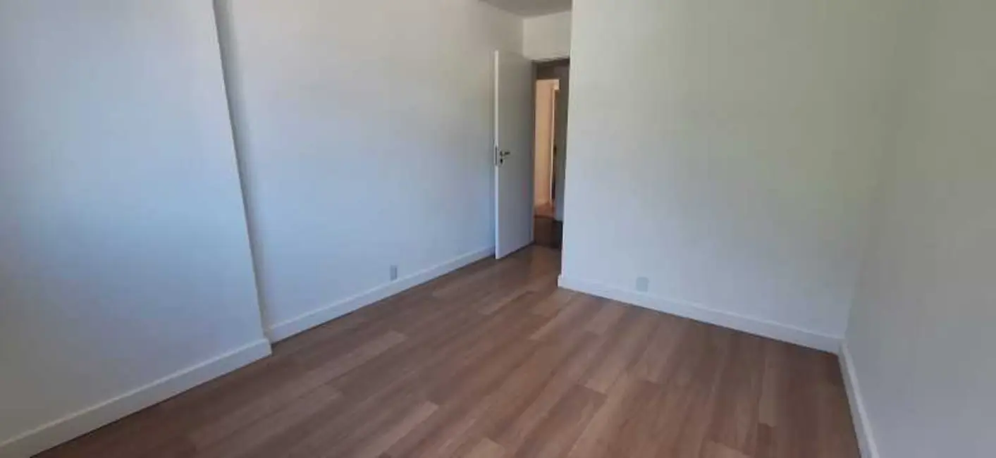 Foto 4 de Apartamento com 3 quartos à venda, 110m2 em Rio De Janeiro - RJ