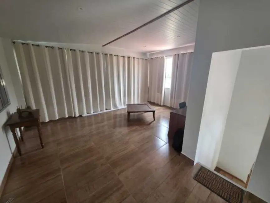 Foto 4 de Casa com 3 quartos à venda, 190m2 em Cabo Frio - RJ