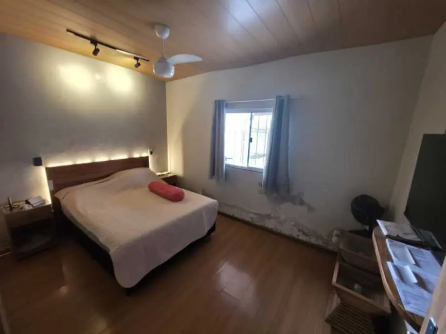 Foto 5 de Casa com 3 quartos à venda, 190m2 em Cabo Frio - RJ