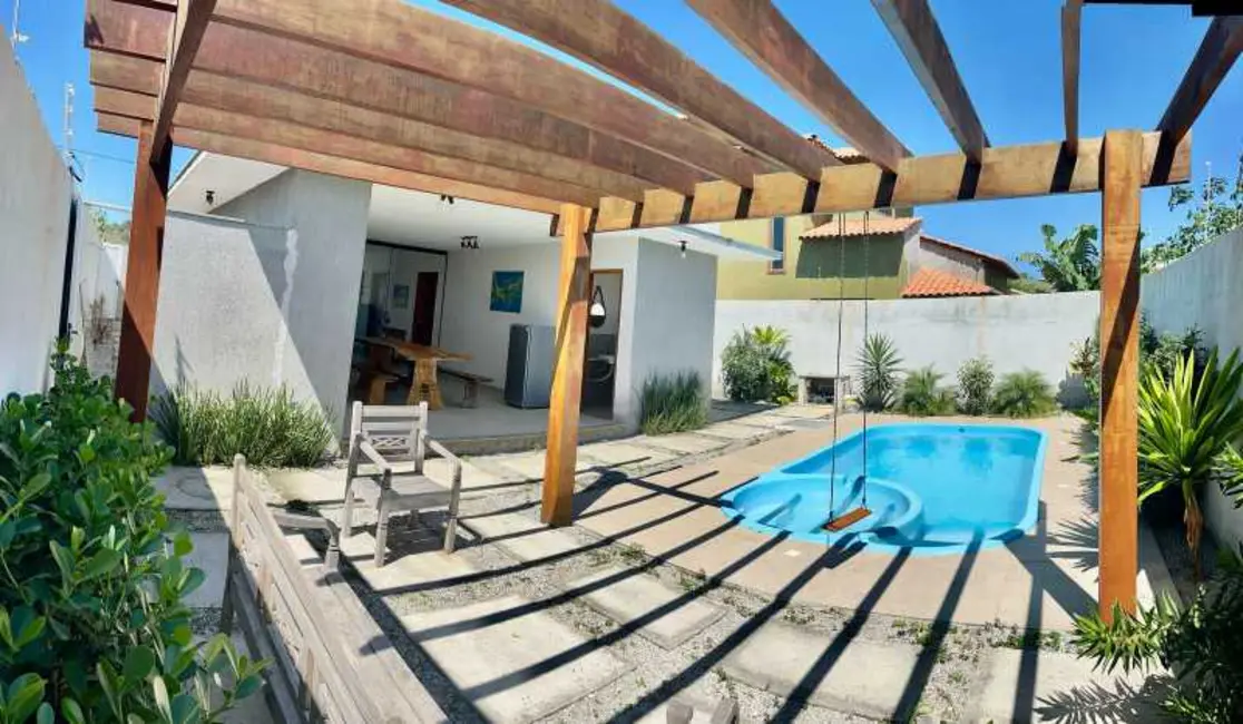 Foto 2 de Casa com 3 quartos à venda, 136m2 em Armacao Dos Buzios - RJ