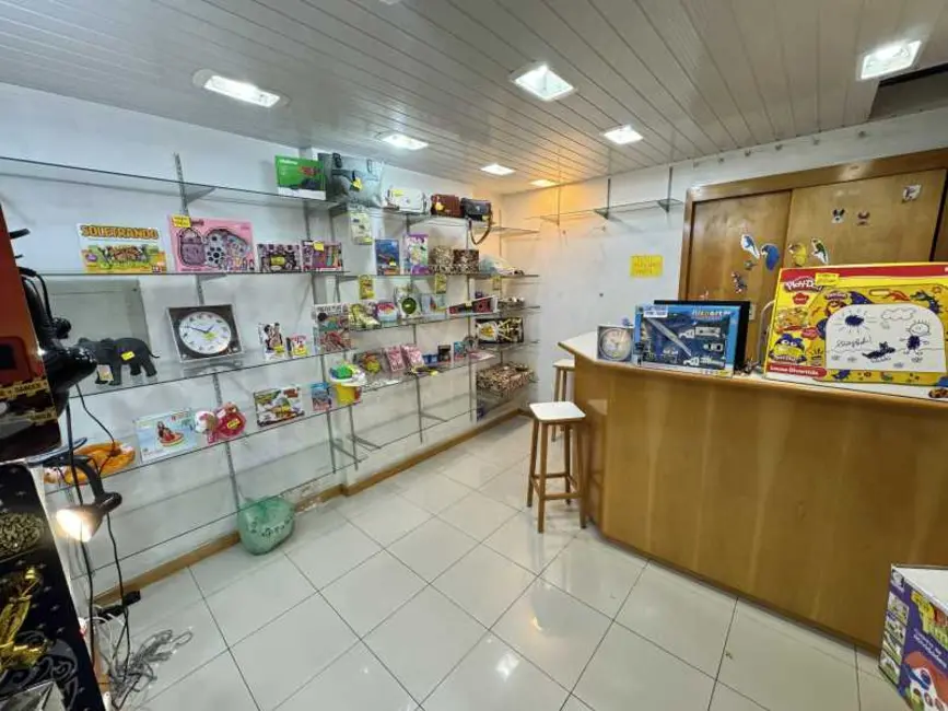 Foto 1 de Loja à venda e para alugar, 28m2 em Rio De Janeiro - RJ