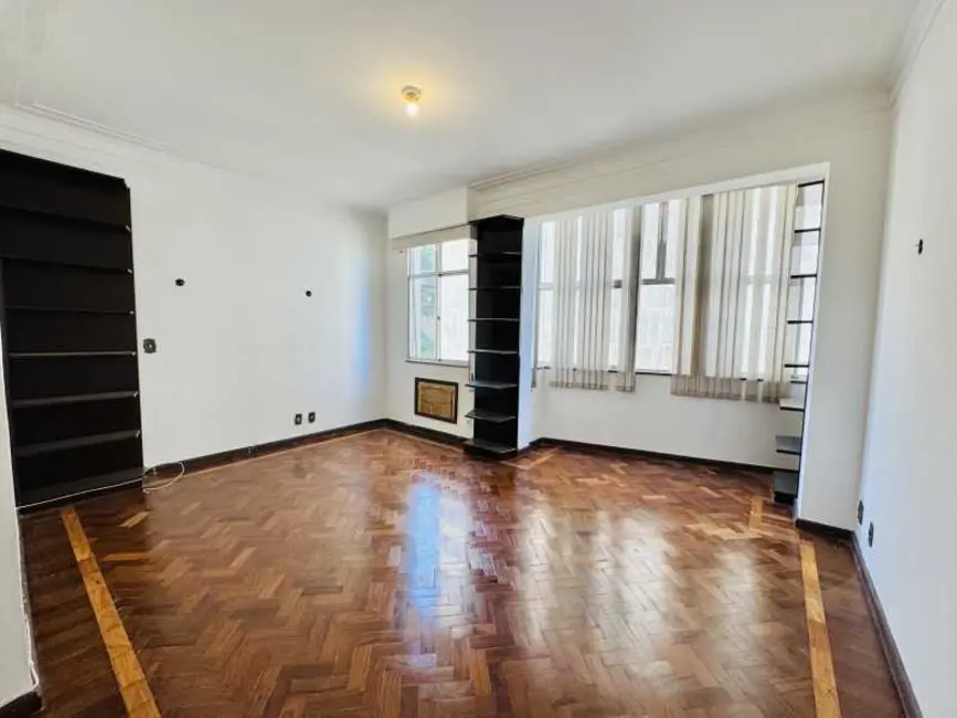 Foto 2 de Apartamento com 2 quartos para alugar, 110m2 em Rio De Janeiro - RJ