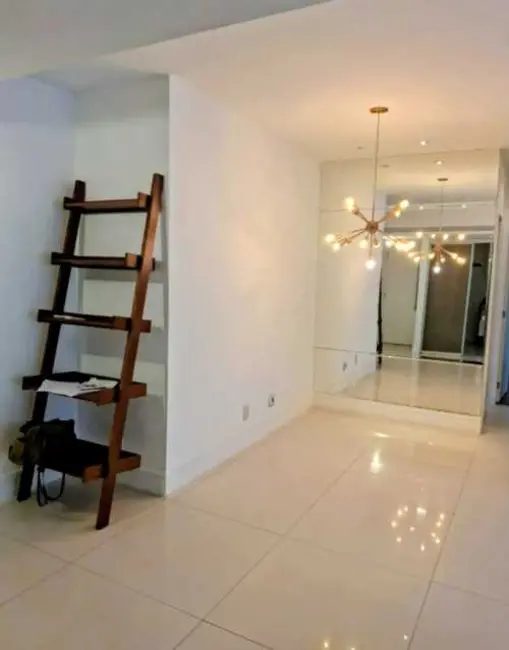 Foto 9 de Apartamento com 2 quartos para alugar, 72m2 em Rio De Janeiro - RJ