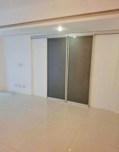 Foto 3 de Apartamento com 2 quartos para alugar, 72m2 em Rio De Janeiro - RJ