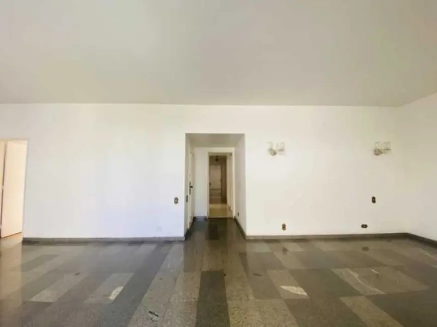 Foto 3 de Apartamento com 4 quartos à venda, 186m2 em Rio De Janeiro - RJ