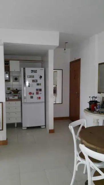 Foto 8 de Apartamento com 2 quartos à venda, 70m2 em Rio De Janeiro - RJ