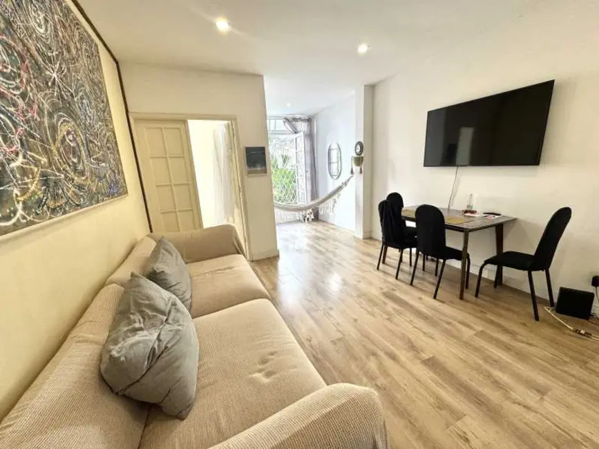 Foto 2 de Apartamento com 3 quartos para alugar, 100m2 em Rio De Janeiro - RJ
