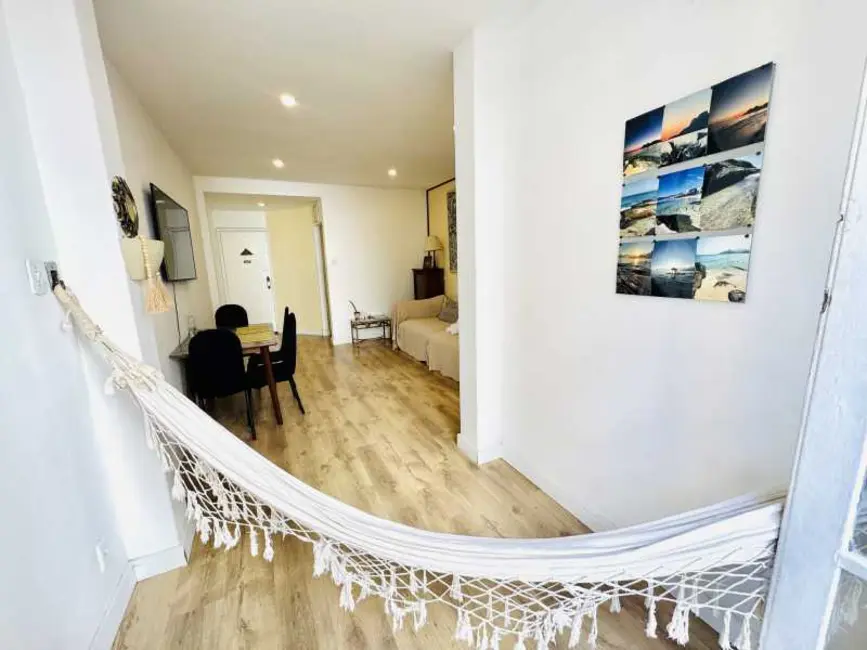 Foto 6 de Apartamento com 3 quartos para alugar, 100m2 em Rio De Janeiro - RJ