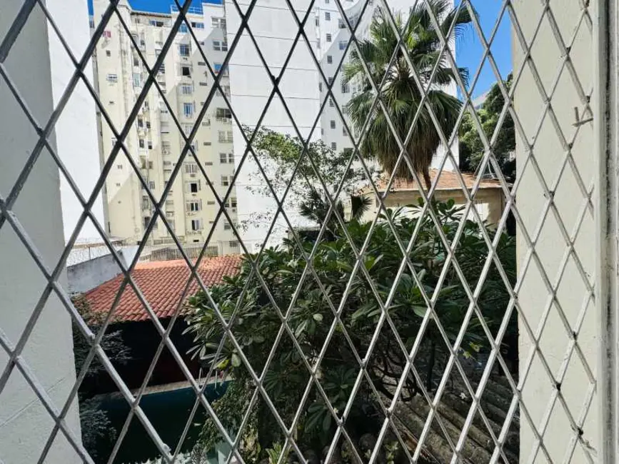 Foto 4 de Apartamento com 3 quartos para alugar, 100m2 em Rio De Janeiro - RJ