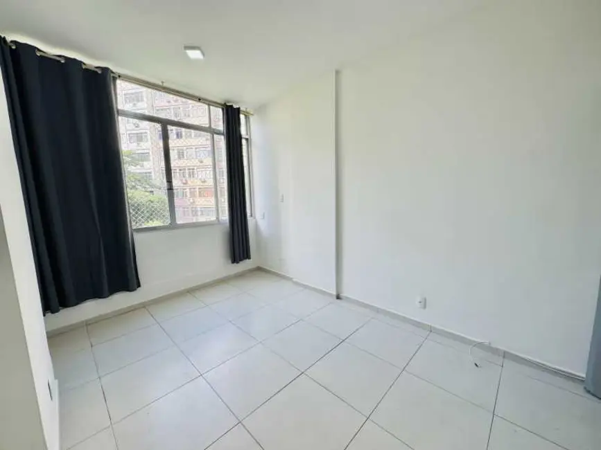 Apartamento com 1 quarto para alugar, 46m2 em Rio De Janeiro - RJ - imagem 4 Foto 4 de Apartamento com 1 quarto para alugar, 46m2 em Rio De Janeiro - RJ