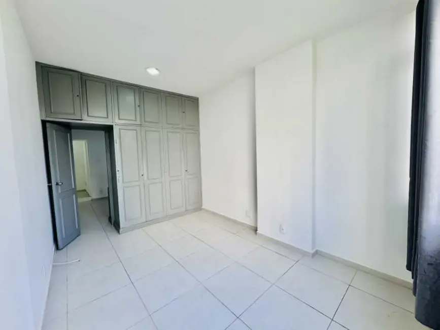 Apartamento com 1 quarto para alugar, 46m2 em Rio De Janeiro - RJ - imagem 2 Foto 2 de Apartamento com 1 quarto para alugar, 46m2 em Rio De Janeiro - RJ