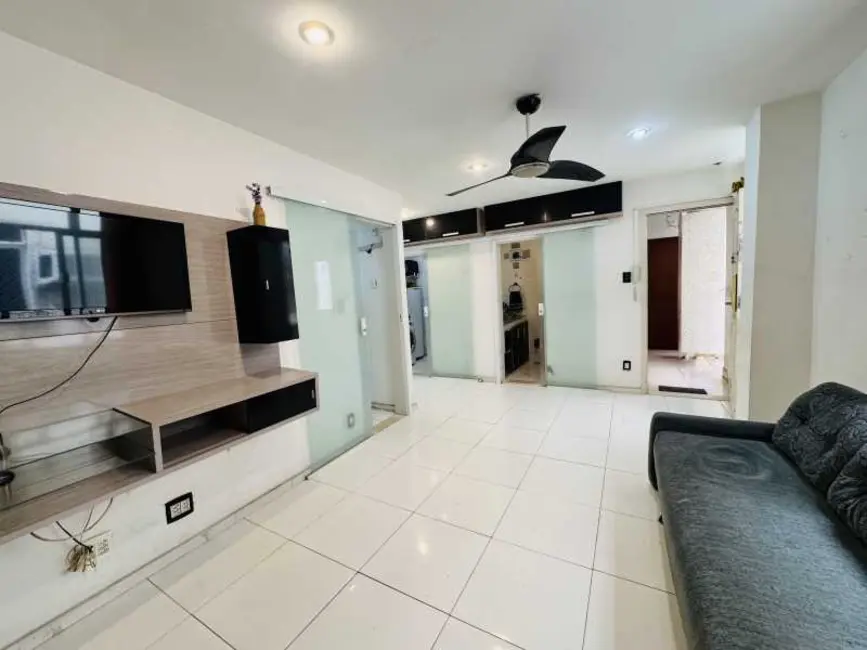 Apartamento com 1 quarto à venda, 54m2 em Rio De Janeiro - RJ - imagem 6 Foto 6 de Apartamento com 1 quarto à venda, 54m2 em Rio De Janeiro - RJ