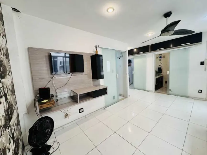 Apartamento com 1 quarto à venda, 54m2 em Rio De Janeiro - RJ - imagem 5 Foto 5 de Apartamento com 1 quarto à venda, 54m2 em Rio De Janeiro - RJ
