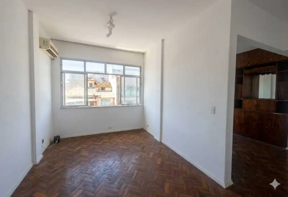 Foto 2 de Apartamento com 3 quartos à venda, 83m2 em Rio De Janeiro - RJ