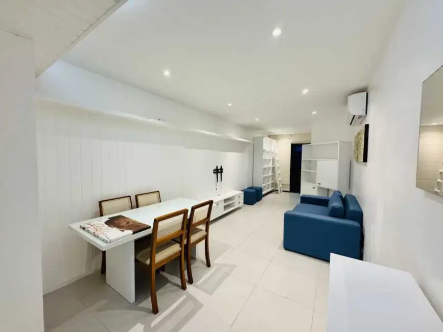 Foto 4 de Apartamento com 2 quartos para alugar, 89m2 em Rio De Janeiro - RJ