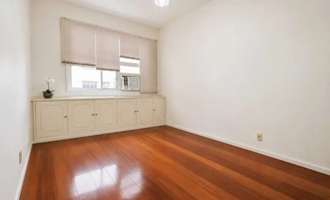 Foto 6 de Apartamento com 3 quartos à venda, 135m2 em Rio De Janeiro - RJ