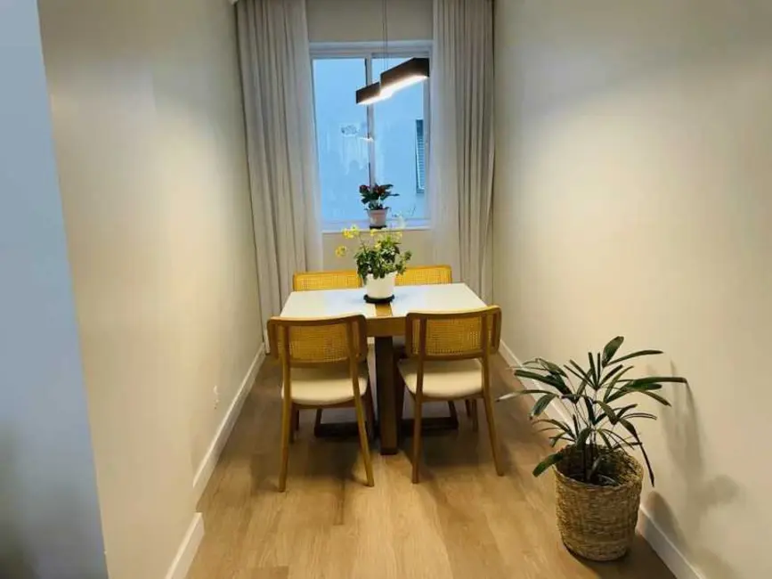Apartamento com 2 quartos para alugar, 78m2 em Rio De Janeiro - RJ - imagem 6 Foto 6 de Apartamento com 2 quartos para alugar, 78m2 em Rio De Janeiro - RJ
