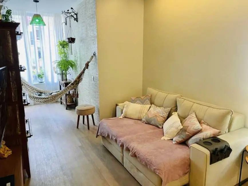 Apartamento com 2 quartos para alugar, 78m2 em Rio De Janeiro - RJ - imagem 2 Foto 2 de Apartamento com 2 quartos para alugar, 78m2 em Rio De Janeiro - RJ