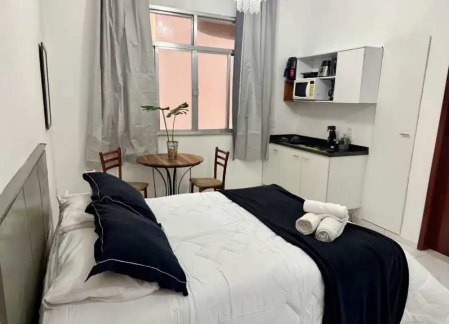 Apartamento com 1 quarto para alugar, 33m2 em Rio De Janeiro - RJ - imagem 1 Foto 1 de Apartamento com 1 quarto para alugar, 33m2 em Rio De Janeiro - RJ