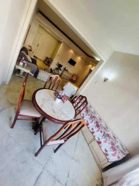 Apartamento com 3 quartos à venda, 130m2 em Rio De Janeiro - RJ - imagem 5 Foto 5 de Apartamento com 3 quartos à venda, 130m2 em Rio De Janeiro - RJ