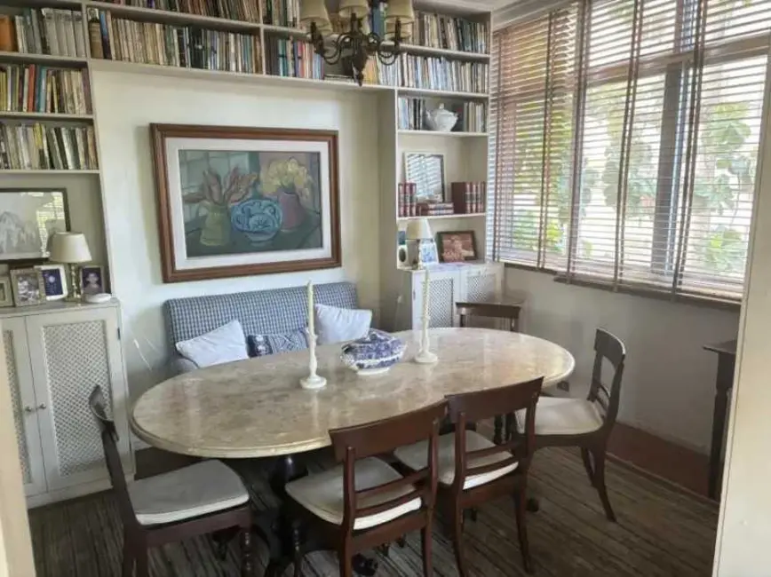 Foto 4 de Apartamento com 4 quartos à venda, 217m2 em Rio De Janeiro - RJ