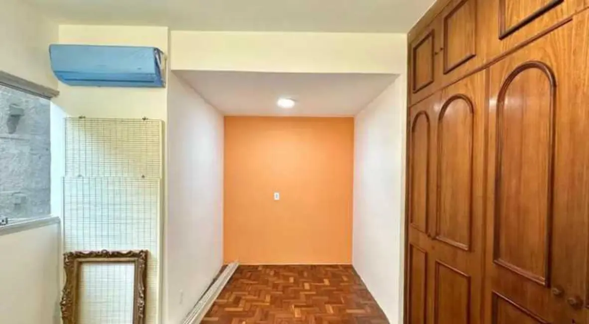 Foto 9 de Apartamento com 4 quartos à venda, 160m2 em Rio De Janeiro - RJ