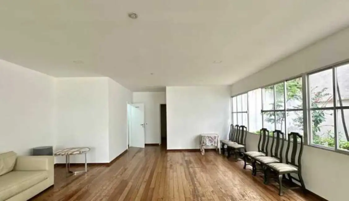 Foto 4 de Apartamento com 4 quartos à venda, 160m2 em Rio De Janeiro - RJ