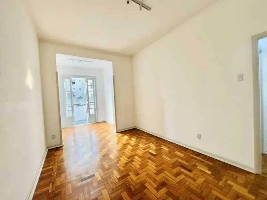 Foto 2 de Apartamento com 3 quartos à venda, 103m2 em Rio De Janeiro - RJ