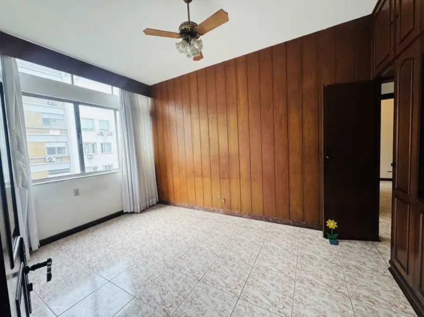 Apartamento com 4 quartos à venda, 152m2 em Rio De Janeiro - RJ - imagem 9 Foto 9 de Apartamento com 4 quartos à venda, 152m2 em Rio De Janeiro - RJ